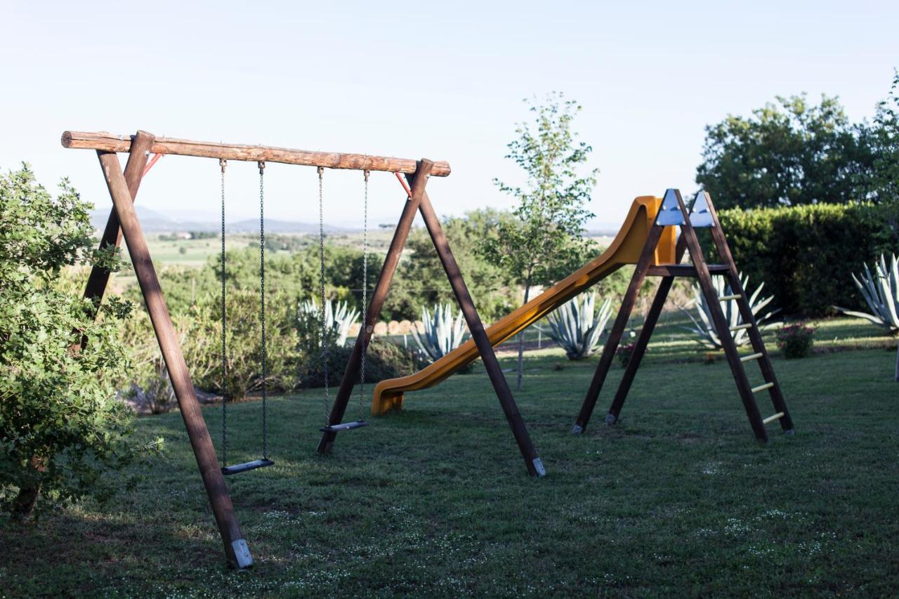 Agriturismo Bio Podere Doganelle Giuncarico Exterior foto